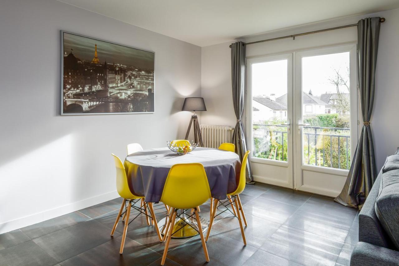 2 Bed House Near Disneyland Paris Montry Exterior photo